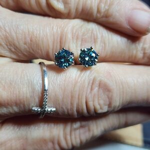 New Gorgeous 2ct Blue Moissanite Diamond Stud Earrings